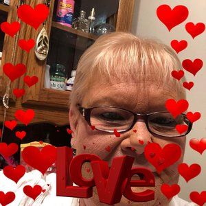 Meet your Posher, Charleen